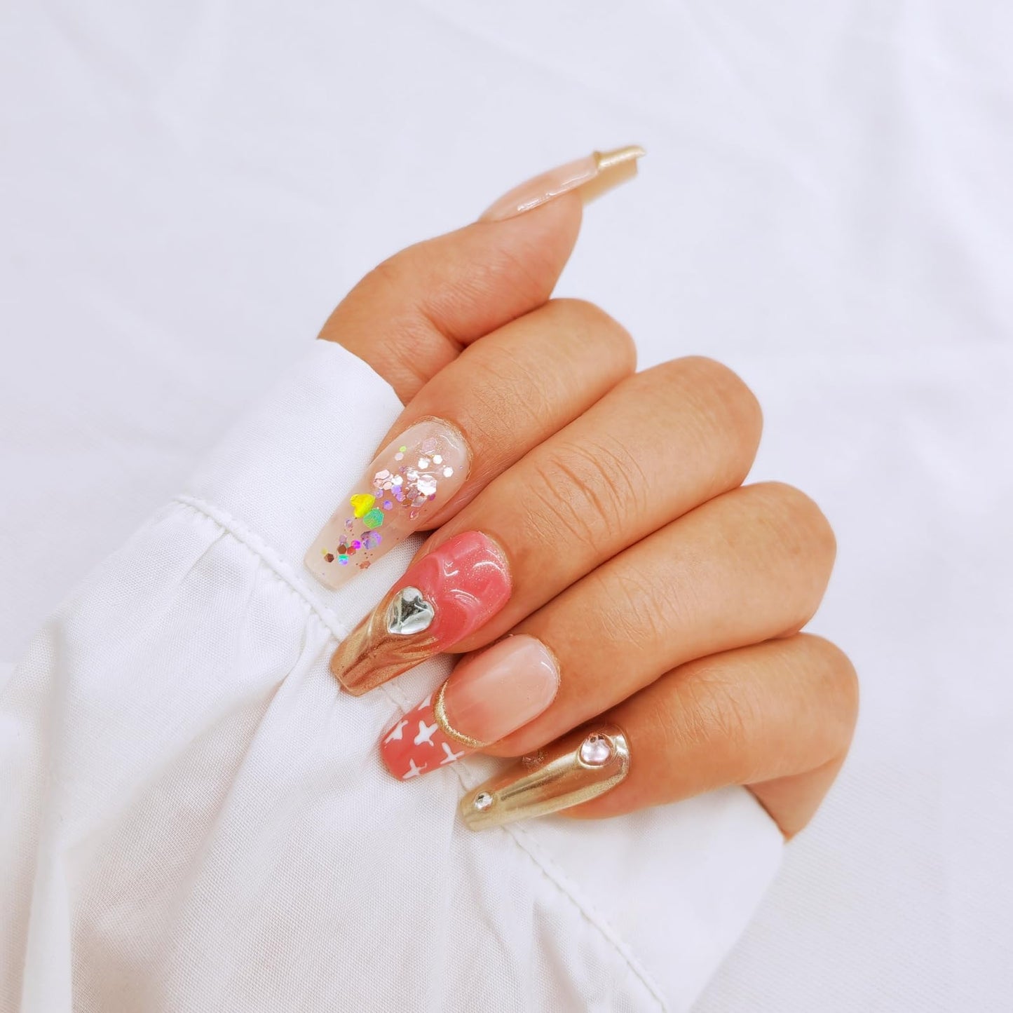 RENBING handmade press on nails short,coffin fake nails with designs,10 pcs high hardness acrylic nails press ons,3d cute false nails for women-Gilded Girl(S)