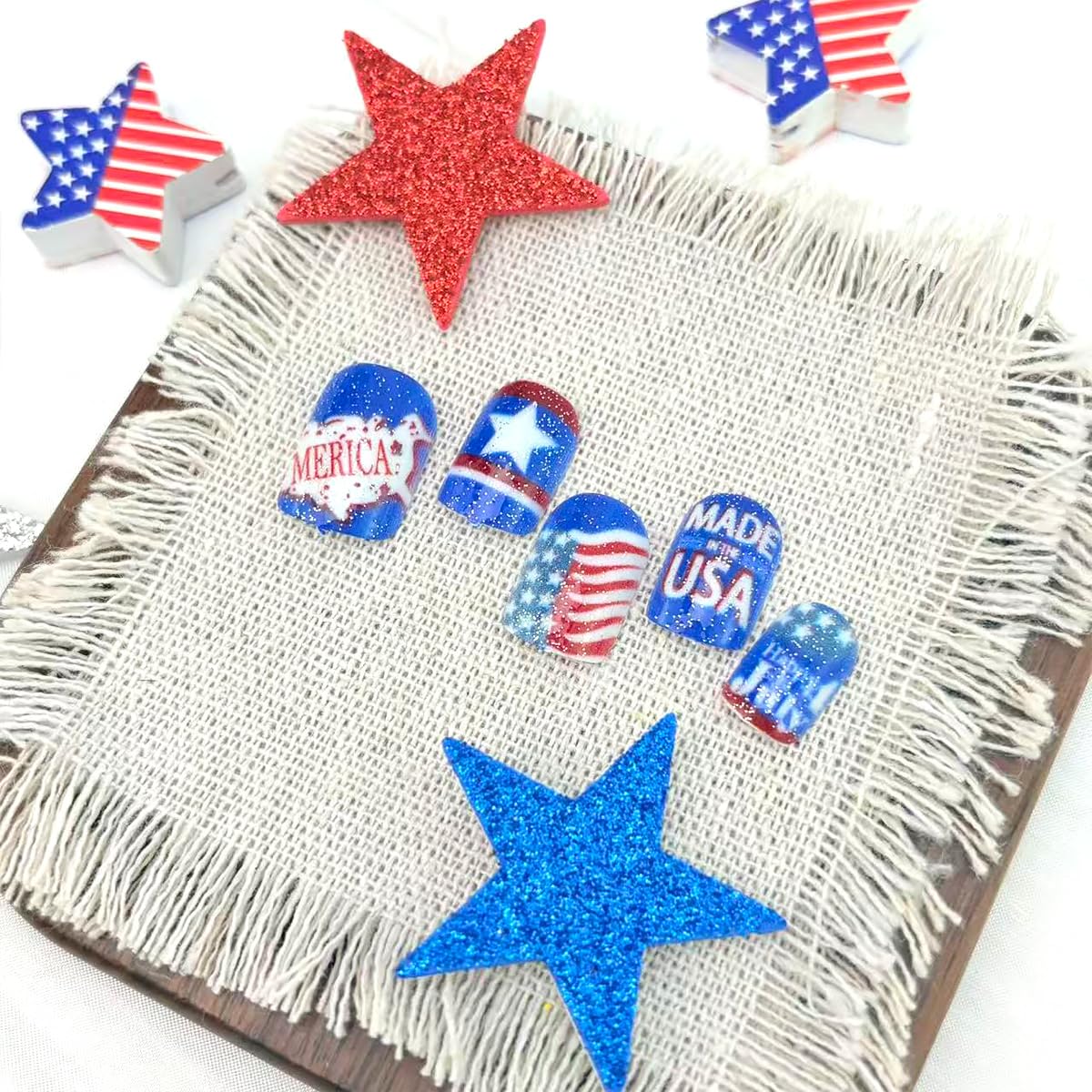 24Pcs Independence Day Press on Nails Short Square Fake Nails American Flag Star Letters False Nails with Happy 4th Of July Design Blue Glitter Glue on Nail Patriotic Stick on Nails for Women Manicure