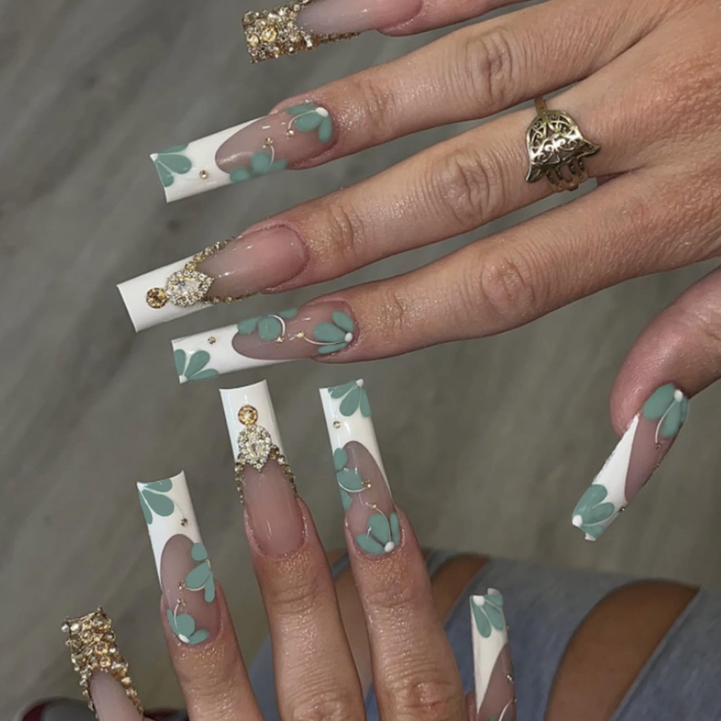 octoswave Press on Nails Long Square Fake Nails French White Artificial Nail 3D Rhinestones Stick on Nail for Women 24pcs