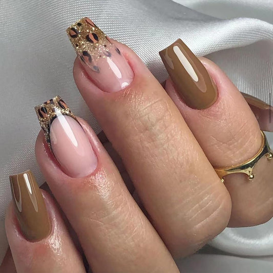 24Pcs French Tip Press on Nails Medium Coffin Fake Nails with Brown Leopard Print Design Silver Glitter Full Cover Artificial Glue on Nails Glossy Stick on Nails Nude Nail Supplies for Women DIY Nails