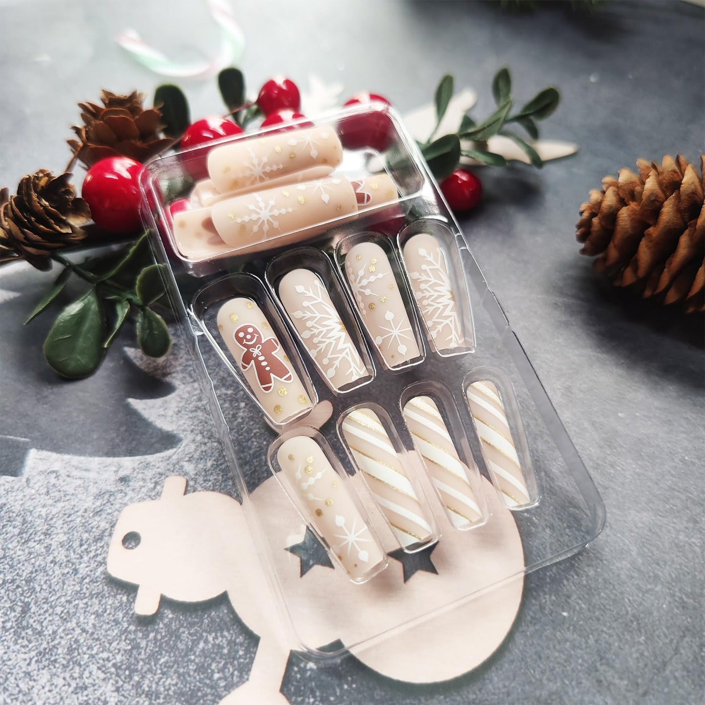 Cute Gingerbread Man Press on Nails Snowflake Stick on Fingernails Glossy Gold Glitter Acrylic Fake Nail Christmas Long Square False Nails 24Pcs Curve Line Gel Glue on Nail for Women Xmas Gift