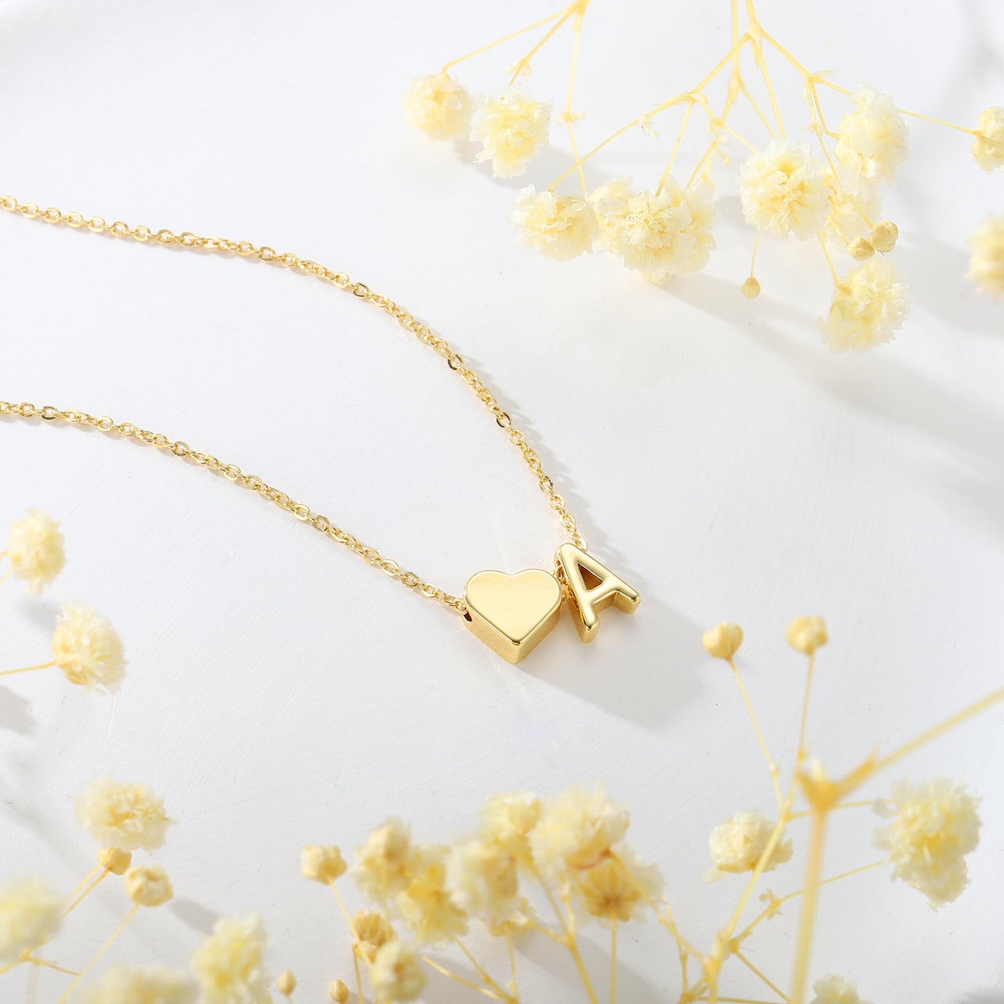 Turandoss Initial Necklaces for Women Trendy, Tiny Heart Initial Q Necklace Dainty Heart Necklaces Tiny Personalized Monogram Name Necklace for Women Jewelry