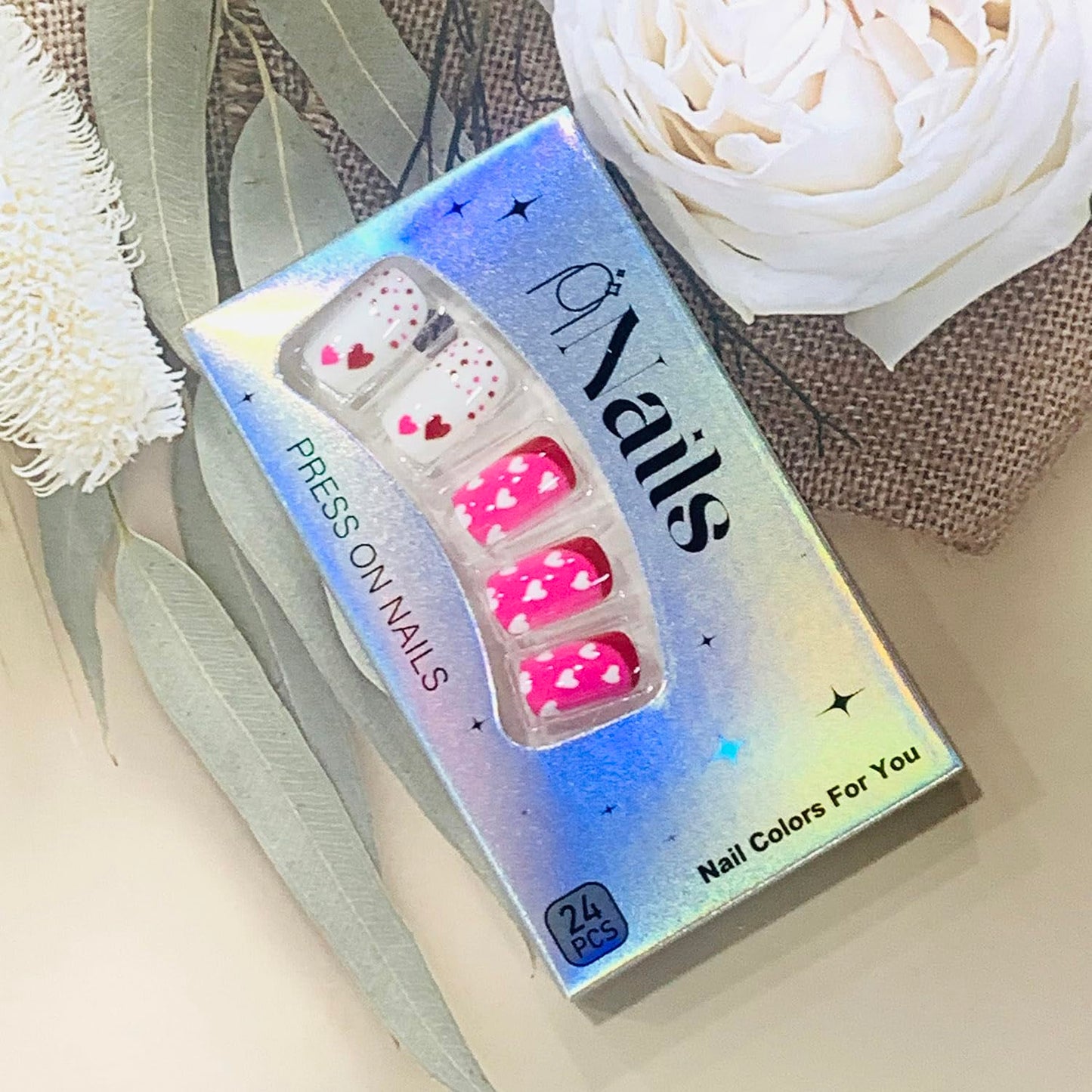 FIEONCIY Press on Nails Short Square Glossy Full Cover Acrylic Short Square False Nails with Heart Designs Artificial Square Fake Nails Glue ons Fingernails for Women Girls(YS525)