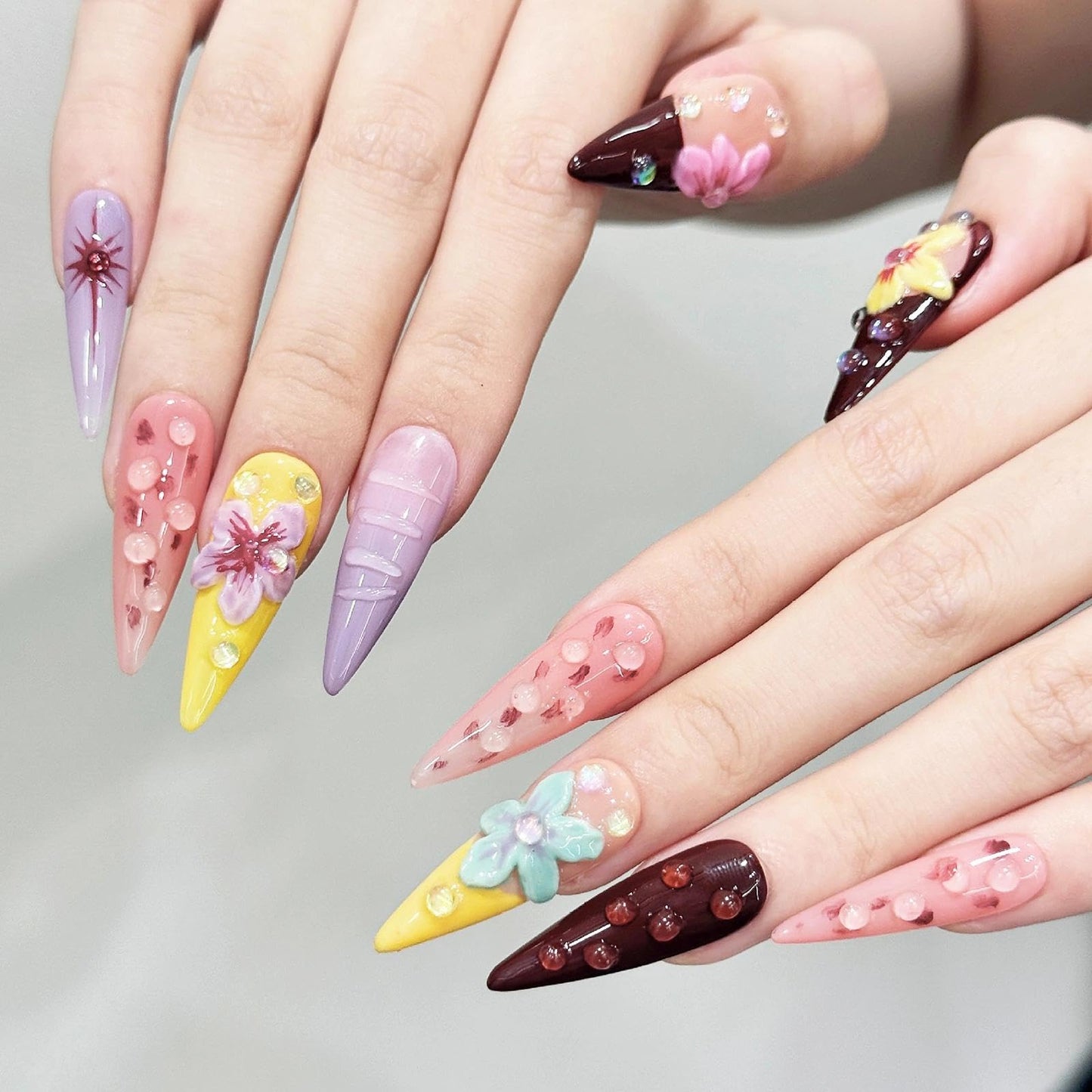 Handmade 3D Sweet Retro Floral Stiletto Press On Nails, Colorful Rhinestone Artisan Nails Set, Reusable Glossy Press-ons with Tool Kit (XS)