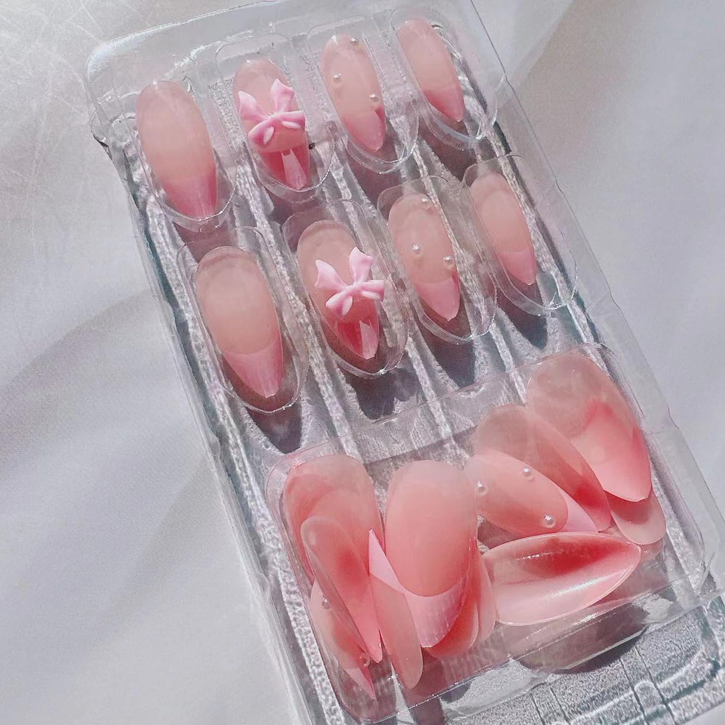24Pcs French Press on Nails Almond Fake Nails with Bow Pearl Design Pink French Tip False Nails Cute Pink Press on Nail Tips Glossy Artificial Nails Acrylic Stick on Nail for Women Manicure