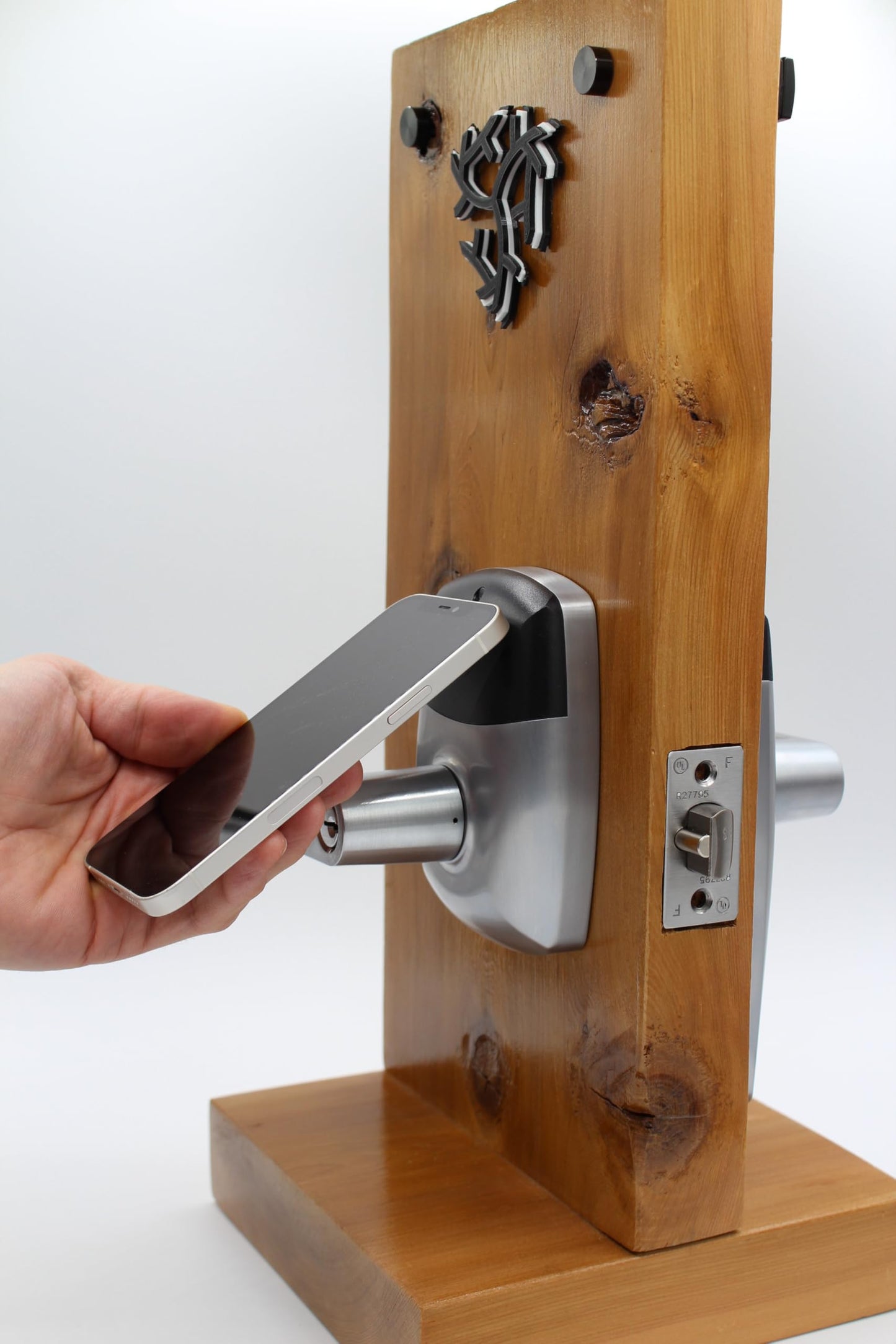 RFID Commercial Lever Door Lock, Access Control System App, Includes 2 NFC keycards (Right-Hand)