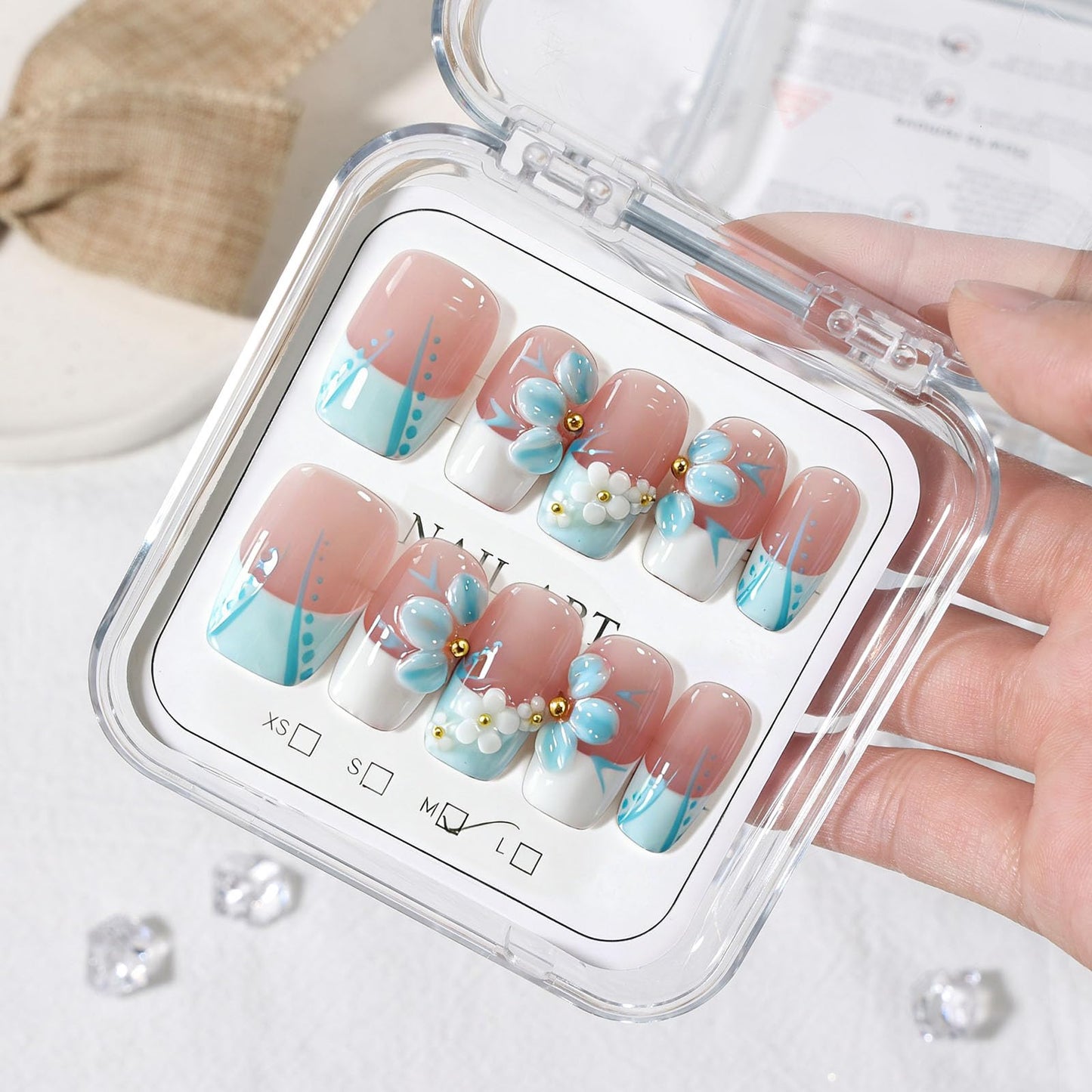 10 Pcs Handmade Press on Nails Medium Square Fake Nails with 3D Daisy Flower Blue French Tip Curve Design Acrylic False Nails Summer M Size Press Ons Nails Square for Women