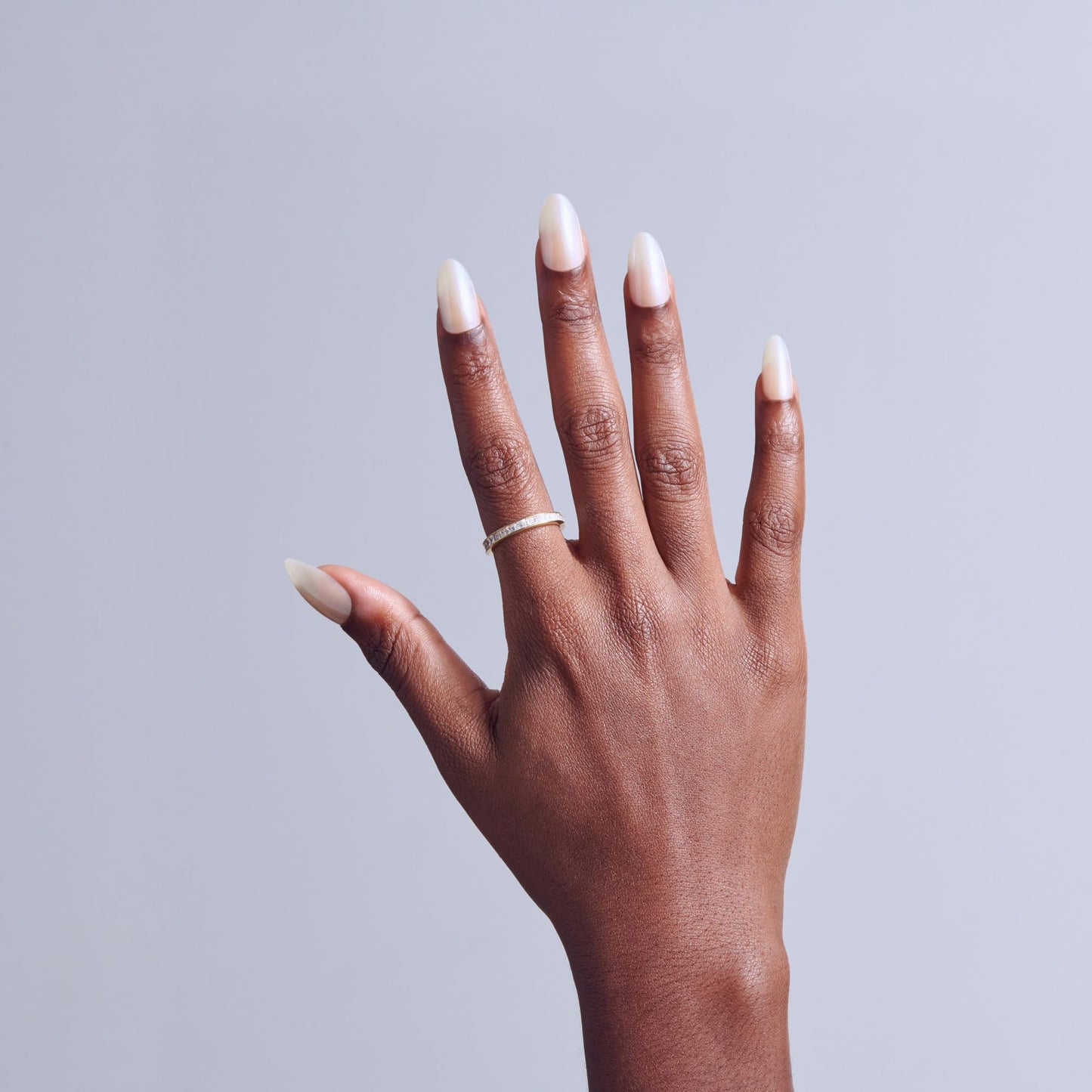 Kiss Glam, Press On Nails, Nail glue included, 'Dive', Pink, Medium Size, Almond Shape, Includes 32 Nails, 2g Glue, 1 Manicure Stick, 1 Mini File