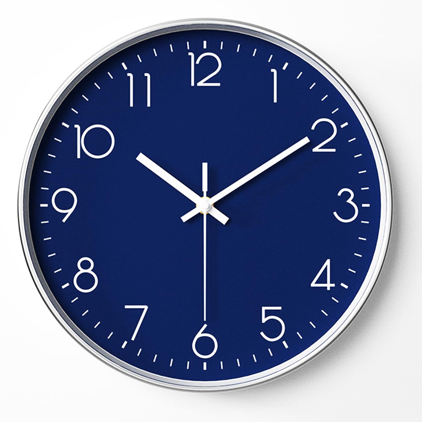 SENYURI Navy Blue Modern Wall Clock for Living Room Decor, 14 Inch Large Wall Clock Silent Battery Operated, Classic Round Analog Clock for Bedroom, Kitchen, Office, Bathroom, Outdoor Patio, Pool