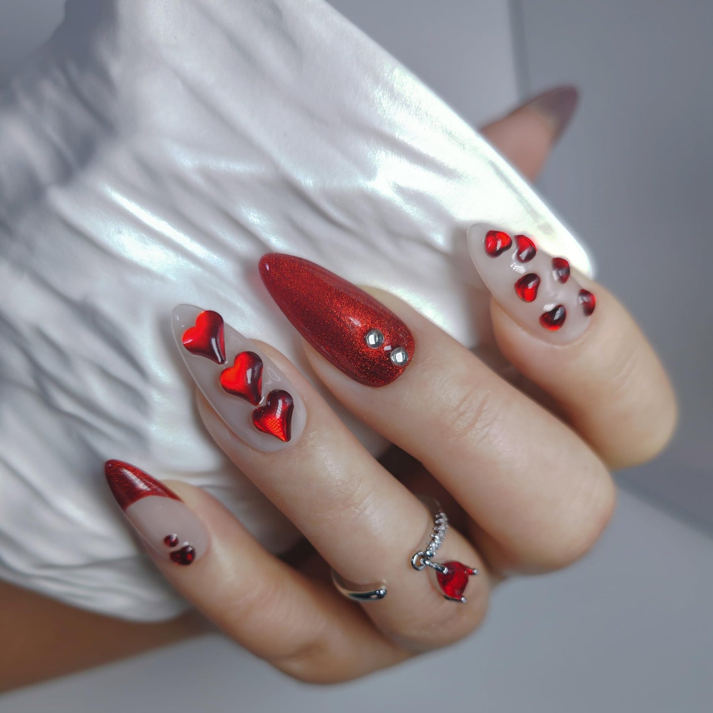 Almond Press on Nails Handmade Medium Long/Stiletto 3D Flower Fake Nail with Designs, Women Reusable False Nails (Glitter Red, S)