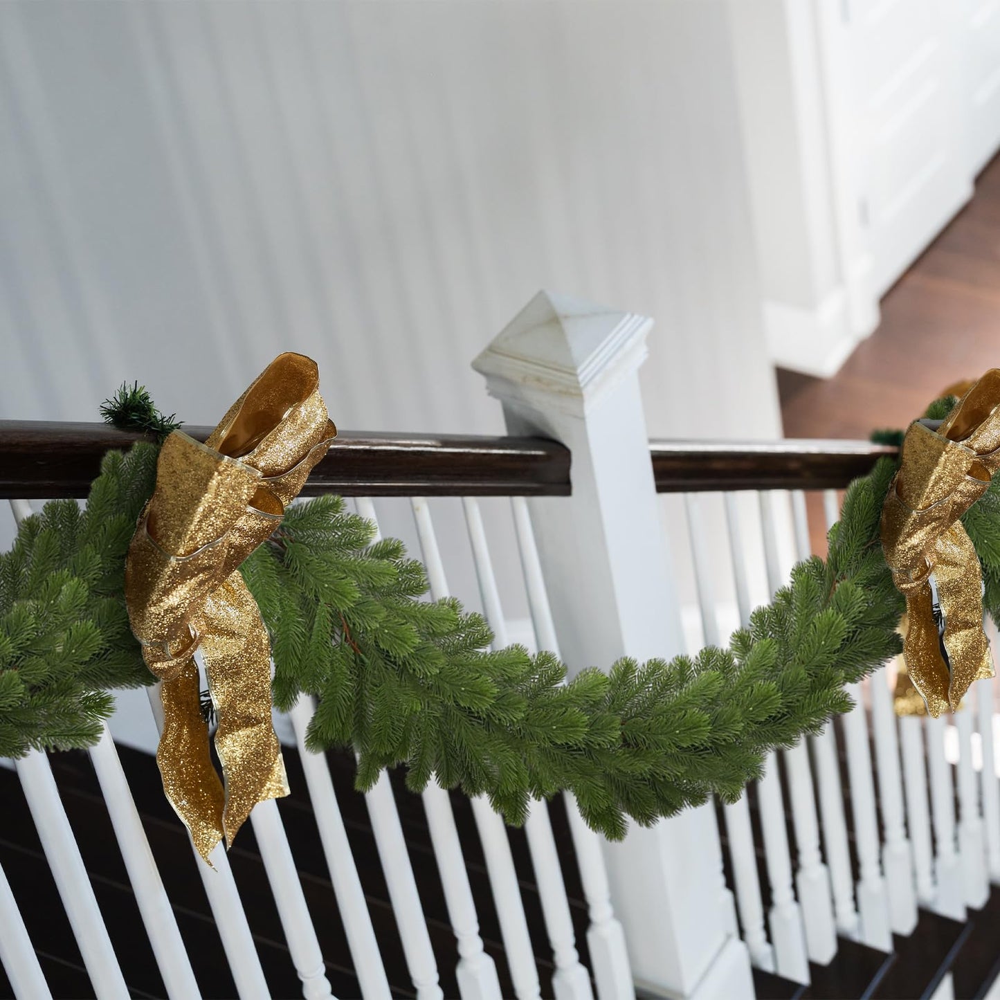 Lyrow Christmas Pine Greenery Garlands Artificial Winter Faux Holiday Season Outdoor Garland for Xmas Home Decorations (4 Pcs,6 ft)