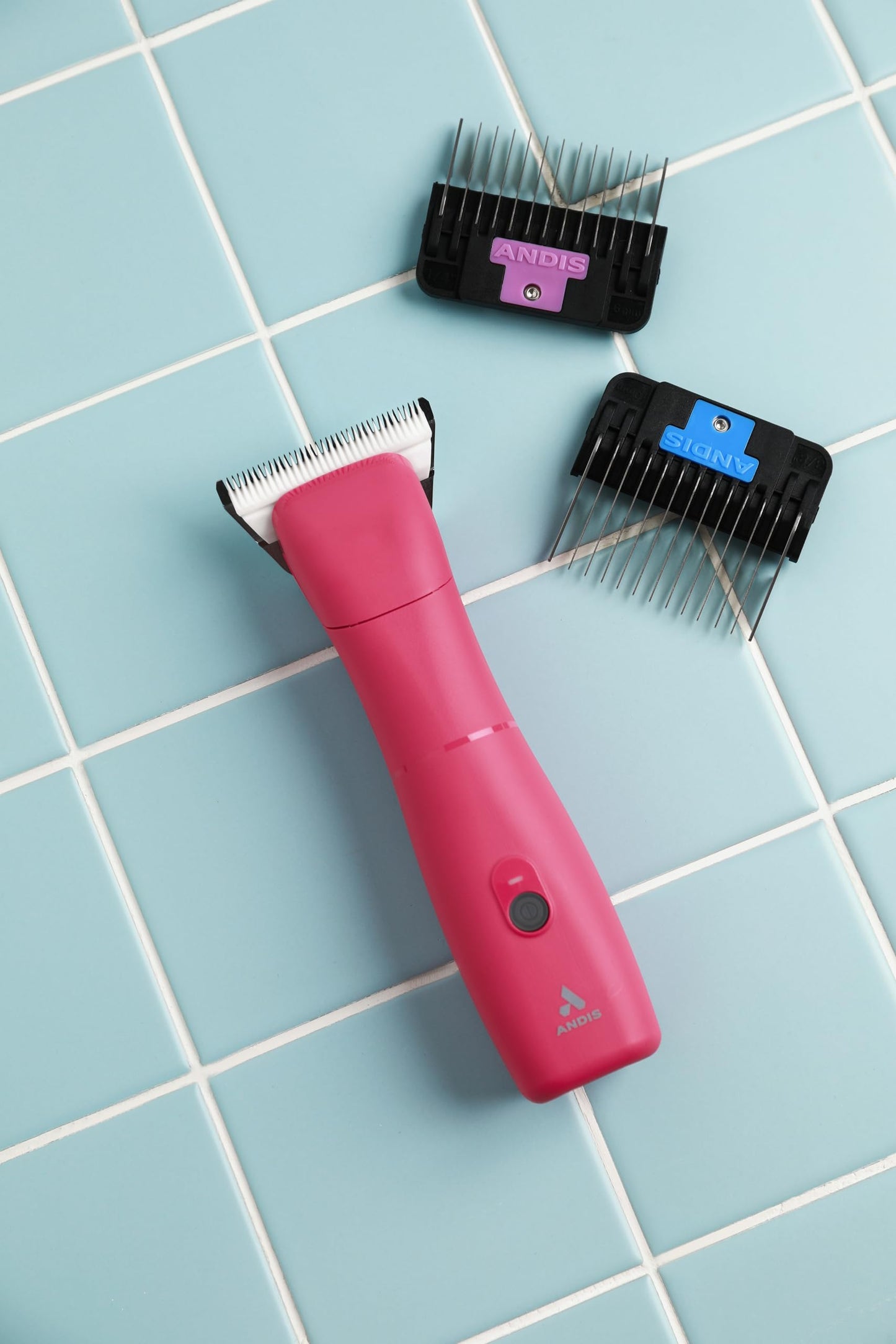 Andis 562772 Emerge Cord/Cordless Pet Clipper – Detachable Wide Blade, Includes #30 ceramicEDGE, Powerful Motor, Professional Grooming Performance