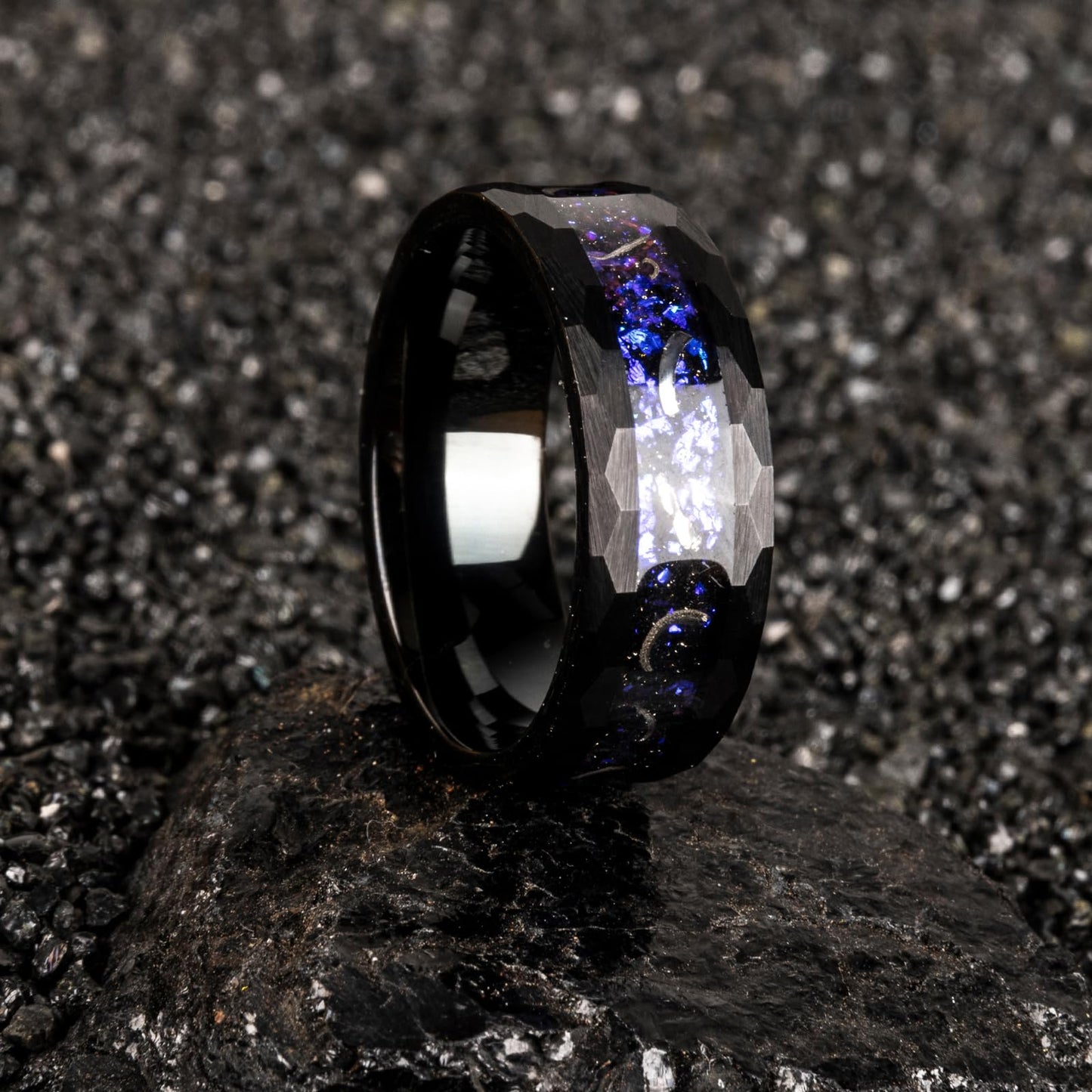 JEWPER 8mm Men Womens Wedding Band Tungsten Rings Black Blue Hammer pattern Fashion Promise Carbide Inlaid Milky Way Foil Iron Filings Matte Finish Edge Comfort Fit Size(12)