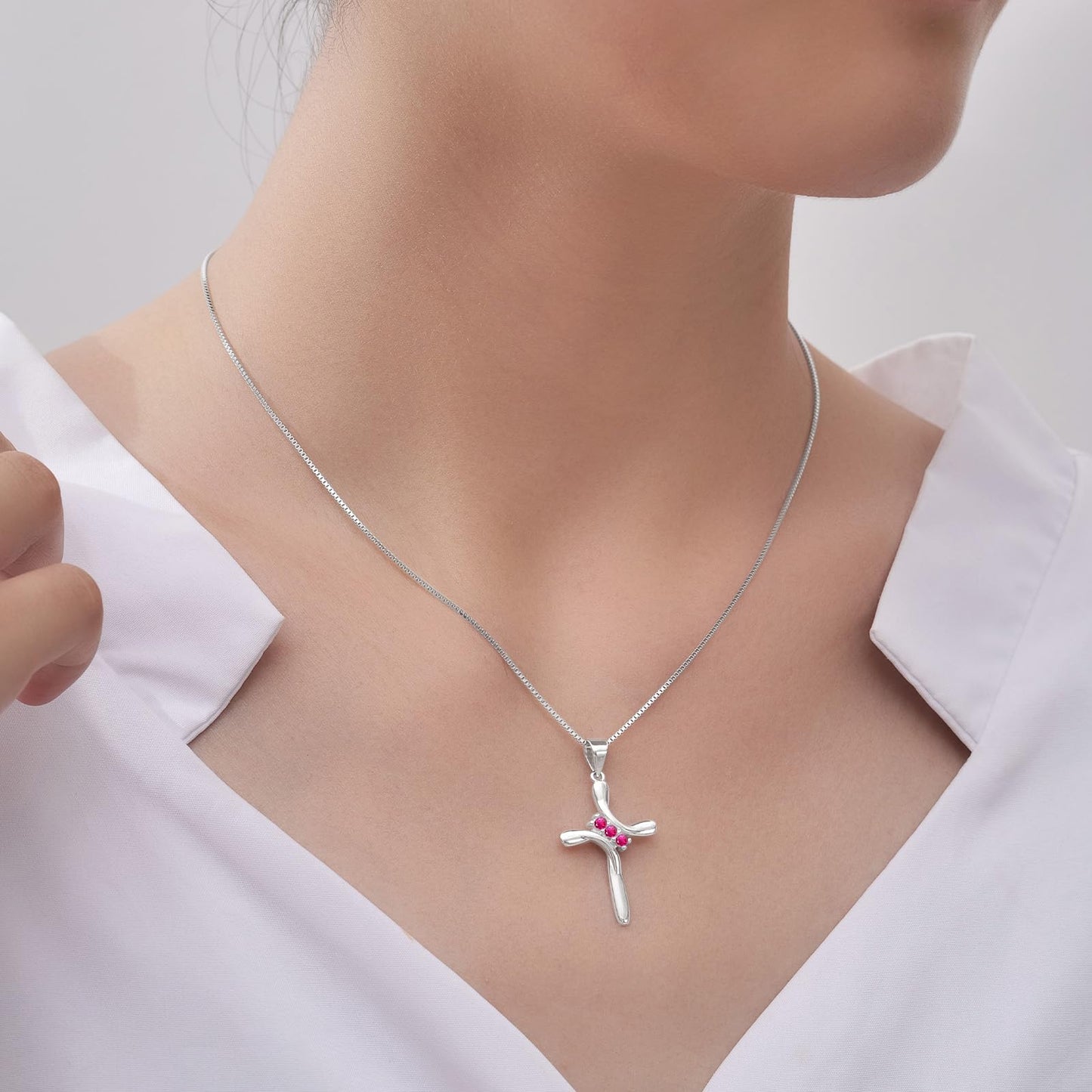 EVERU S925 Sterling Silver Cross Necklace for Women Birthstone Necklace with Cubic Zirconia 18K Gold Plated Cross Pendant Jewelry Ideal Gift Dark Red Ruby July