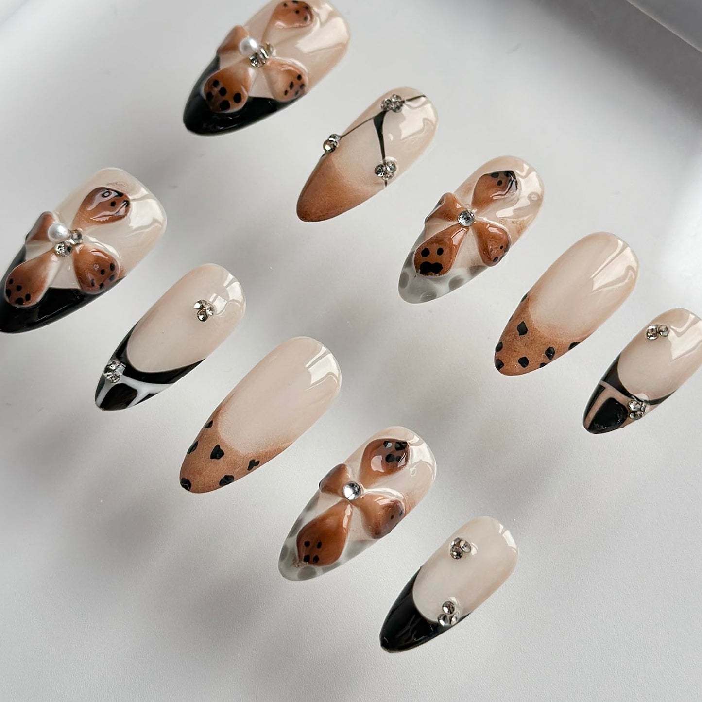 Luxury Press on Nails Short Almond Handmade 3D Unique Reusable ABS Material Fake Nails French Tip False Nails with Designs Polka Dots Flower Rhinestones Brown Glossy Glue on Nail Thick Acrylic Nail(S)