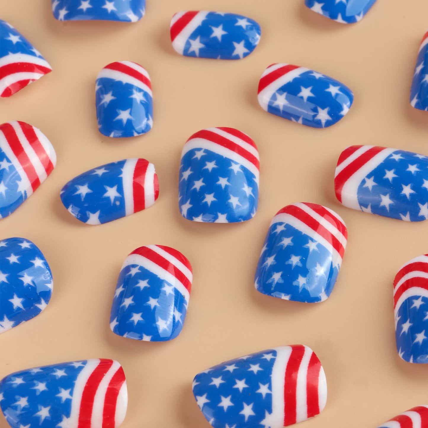 Independence Day Full Cover Coffin Shape False Nails, Press on Nails Short Square, Glue On Nails with Patriotic Designs, Women Acrylic Fake Nails for July 4th, Artificial Reusable Stick on Nails