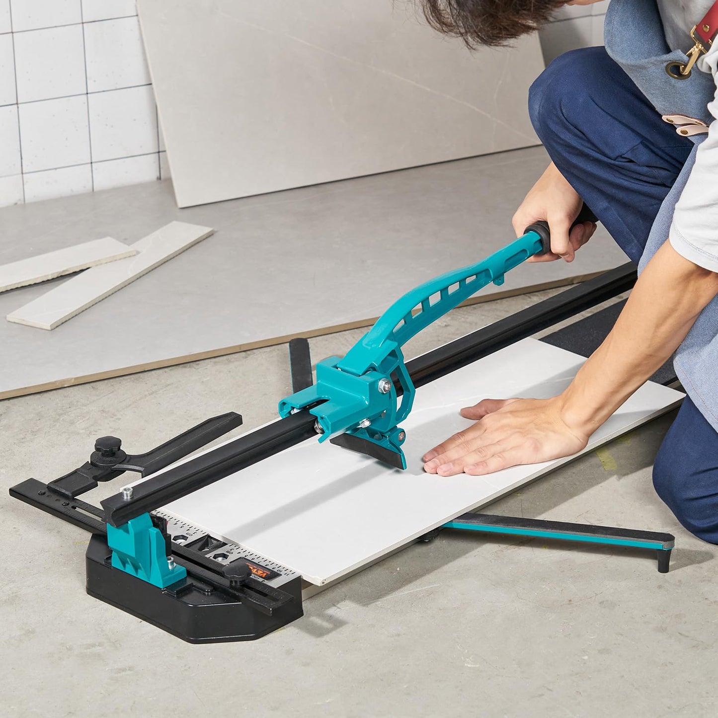 VEVOR Manual Tile Cutter, 32 inch, Porcelain Ceramic Tile Cutter with Tungsten Carbide Cutting Wheel, Infrared Positioning, Anti-Skid Feet, Durable Rails for professional installers or beginners