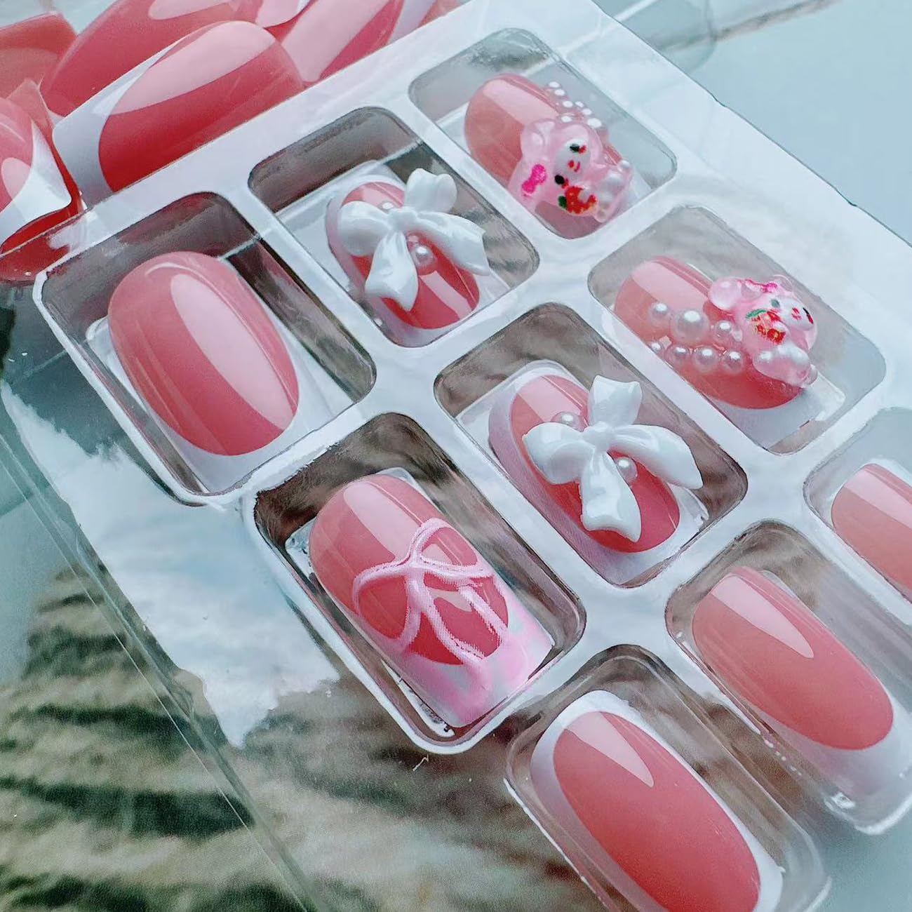 White French Tip Press on Nails Short with Charms Bow Pearl Design, Pink French Nails Press ons Cute False Nails Short Square Nail Art Full Cover Stick on Nails for Women Manicure Decorations 24Pcs