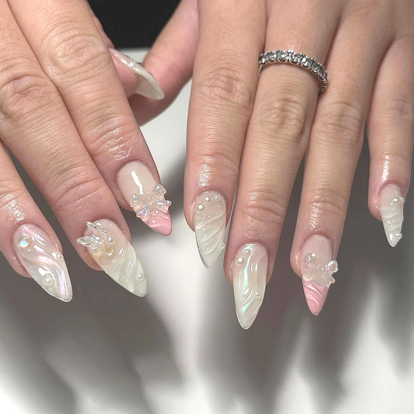 Pink French Press on Nails Almond Fake Nails 3D Pearl Nail Art Design False Nails Glue on Artificial Nails Butterfly Nail Tip Cute Bow Stick on Nail for Women Girls Manicure Set 24Pcs