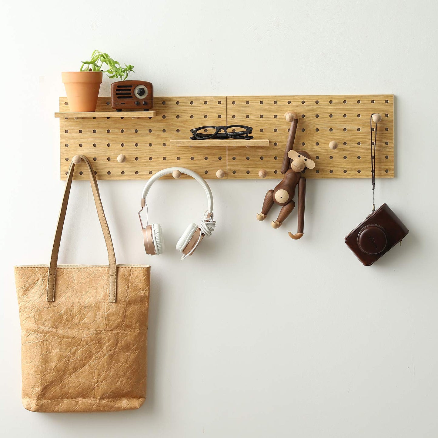 XAOMLP Wooden Pegboard Modular Display Organization Storage Wall Hooks Shelf(Color:Oak)