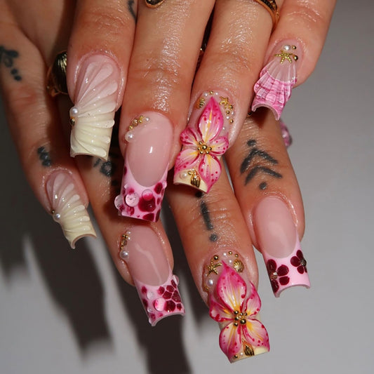 24Pcs Spring Summer Press on Nails Long Square Fake Nails 3D Pink Flower with Rhinestones Designs Gold Starfish Seashell Beach Glue on Nails Acrylic French Tip False Nails Stick on Nail for Women