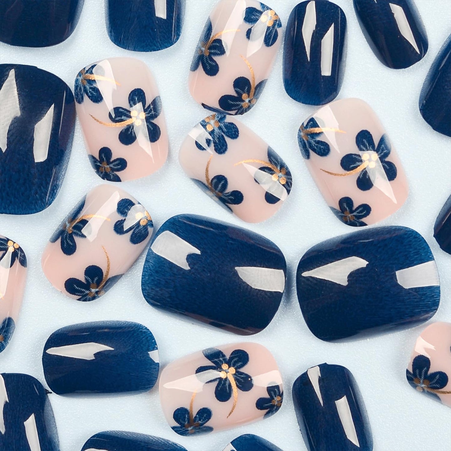 Flower Press On Nails Short Oval Nails Press Ons Spring Fake Nails Blue Floral Acrylic Nail Glossy Glue On Nail Full Cover False Nail For Women Girls Manicure 24Pcs
