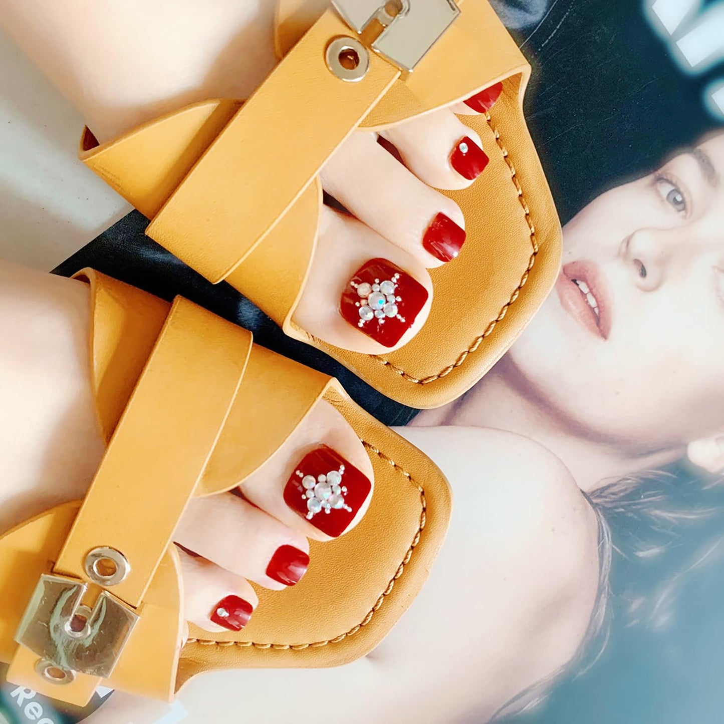 Red Artificial Acrylic Fake Nails for Toe, Press on Toenails Coffin with Rhinestone Designs, Full Cover Reusable False Toenails with Glue, Glue on Toe nails with Charm for Women Girls（JP1057）