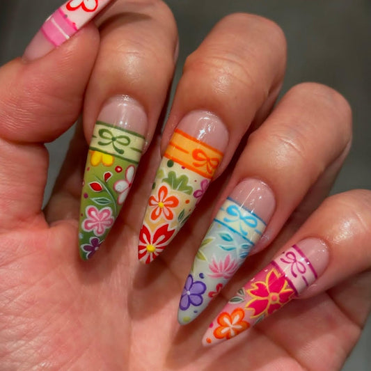 octoswave Press on Nails Long Almond Fake Nails Cute French Tip Artificial Nail Spring Flowers Pattern Stick on Nail for Women 24pcs
