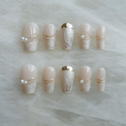 [GLORS] Purly Handmade Medium Ballerina Press on Nails | Luxurious Gold Pearl Fake False Nails, 10 Pieces (Small, MB)