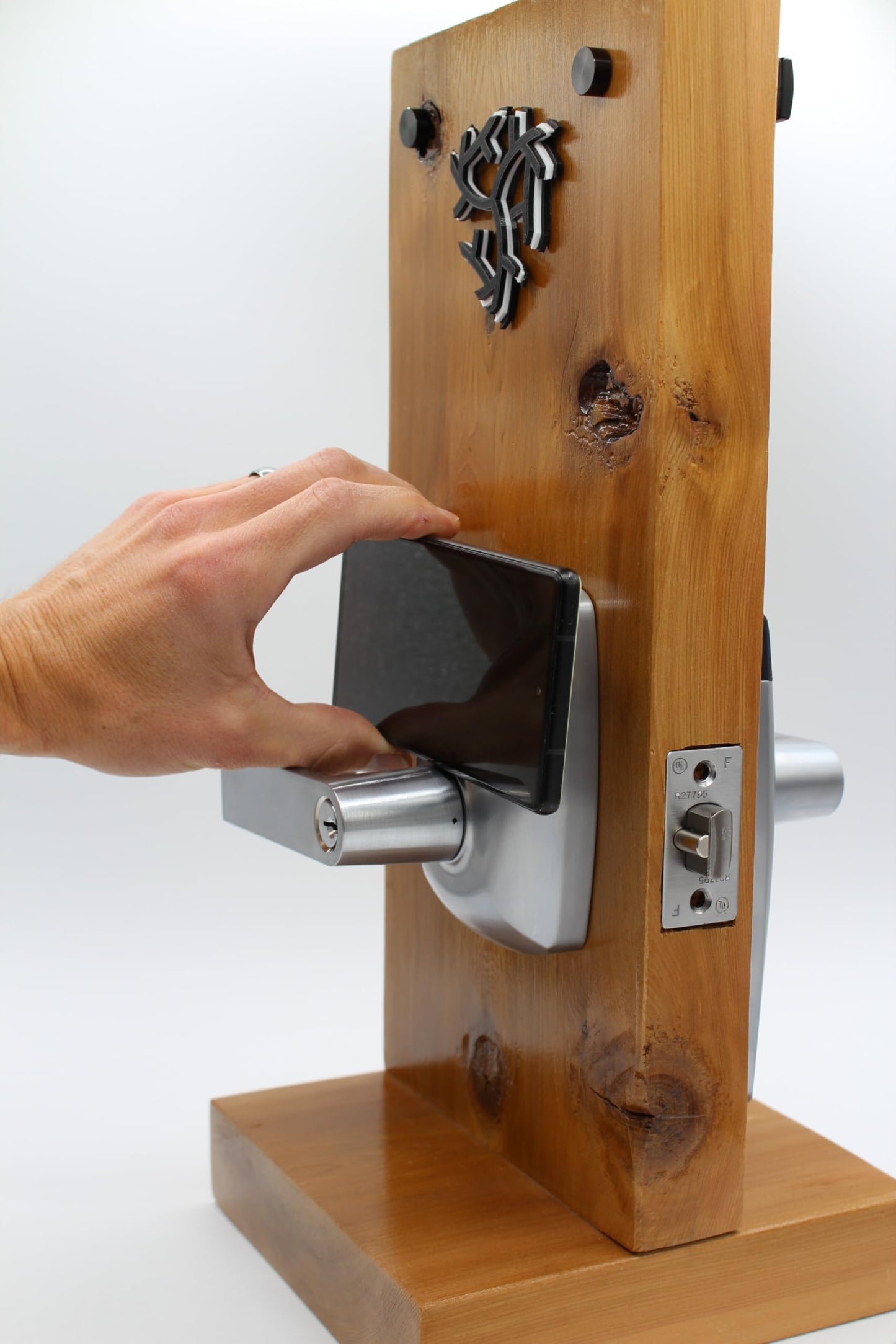 RFID Commercial Lever Door Lock, Access Control System App, Includes 2 NFC keycards (Right-Hand)