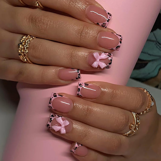 French Leopard Print Press On Nails Short Square Fake Nail White 3D Bow Design Nail Press Ons Pink Glossy Acrylic Nails Reusable False Glue On Nails For Women