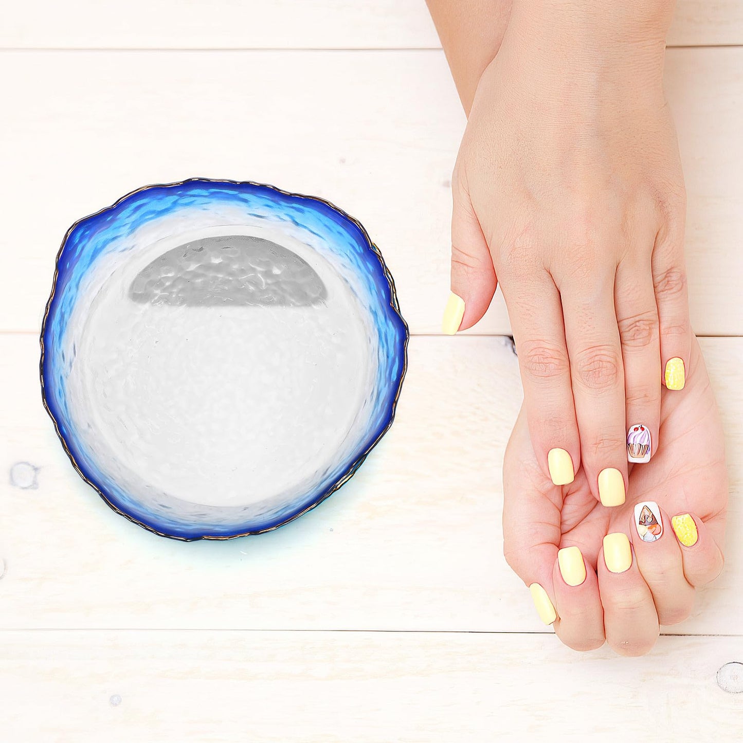 BESPORTBLE Nail Soaking Bowl 5.31In propanone Proof Manicure Soak off Bowl for Gel Polish Removal and Cuticle Softening Nail Art Supplies