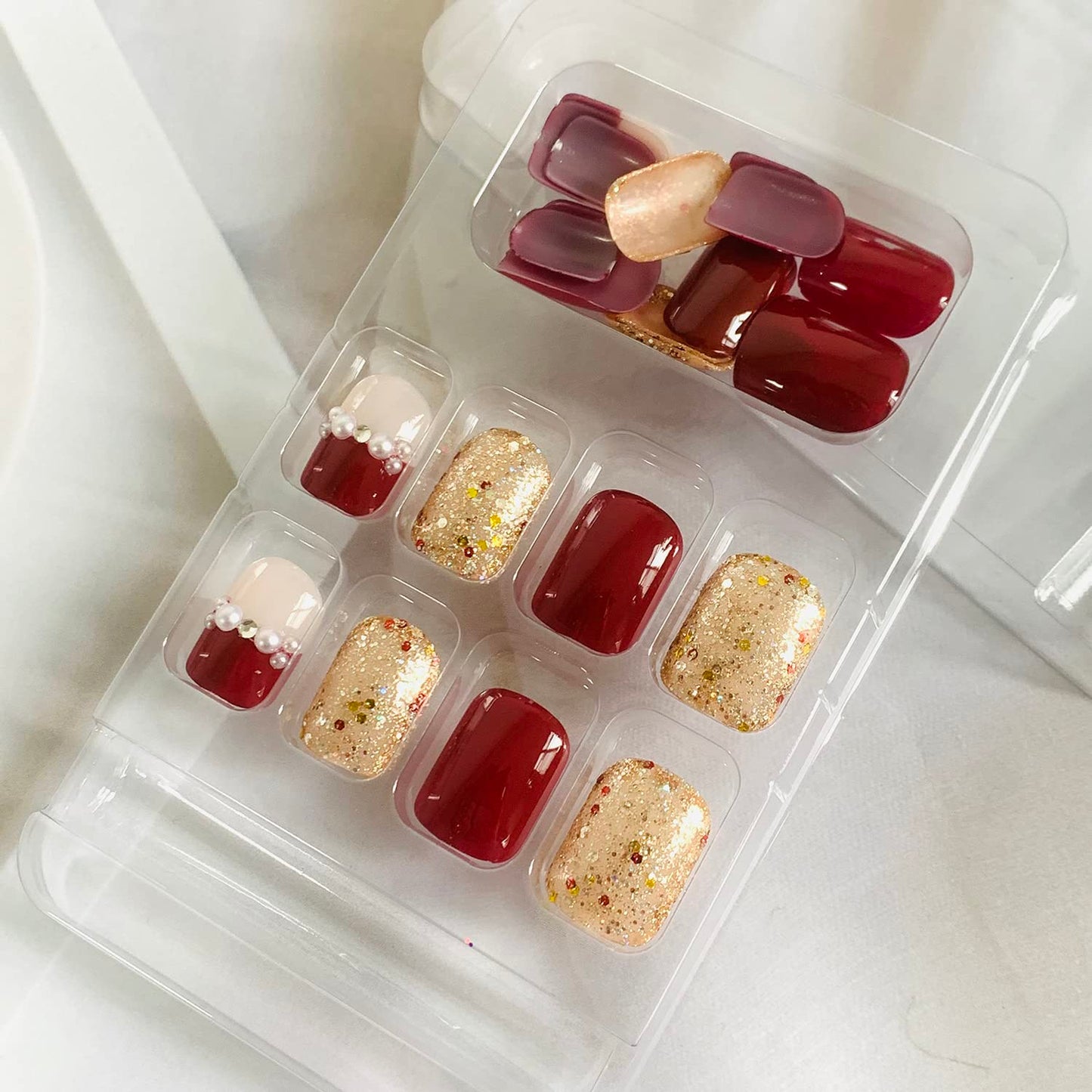 Press on Nail Short Square Length, 24Pcs Full Cover Reusable False Nails Kits, Glue On Nails with Glitter Pearl Designs, Artificial Fingernails Acrylic Fake Nails for Women Stick on Nails Coffin Shape