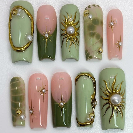 MISUD Press on Nails - Long Square Fake Nails with Green, Acrylic Gold Chrome Sun Star Design 24 pcs