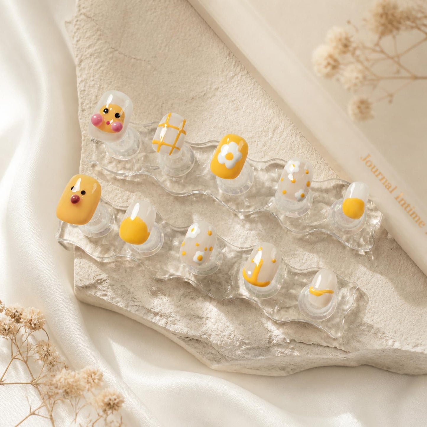 Tesytto Short Round Press on Nails, Kawaii Handmade Cute 3D Yellow Duck & Daisy Flower Cartoon Nails, Glossy False Nail Art for Women Girls (Little Yellow Duck,S)