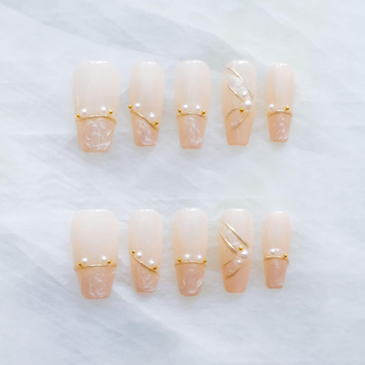 [GLORS] Luxury Pearl Press-on Nails, Long Ballerina Shape, Gold Accented Artificial Nails Set, Handmade False Nail 10 Pieces (XS, LS)