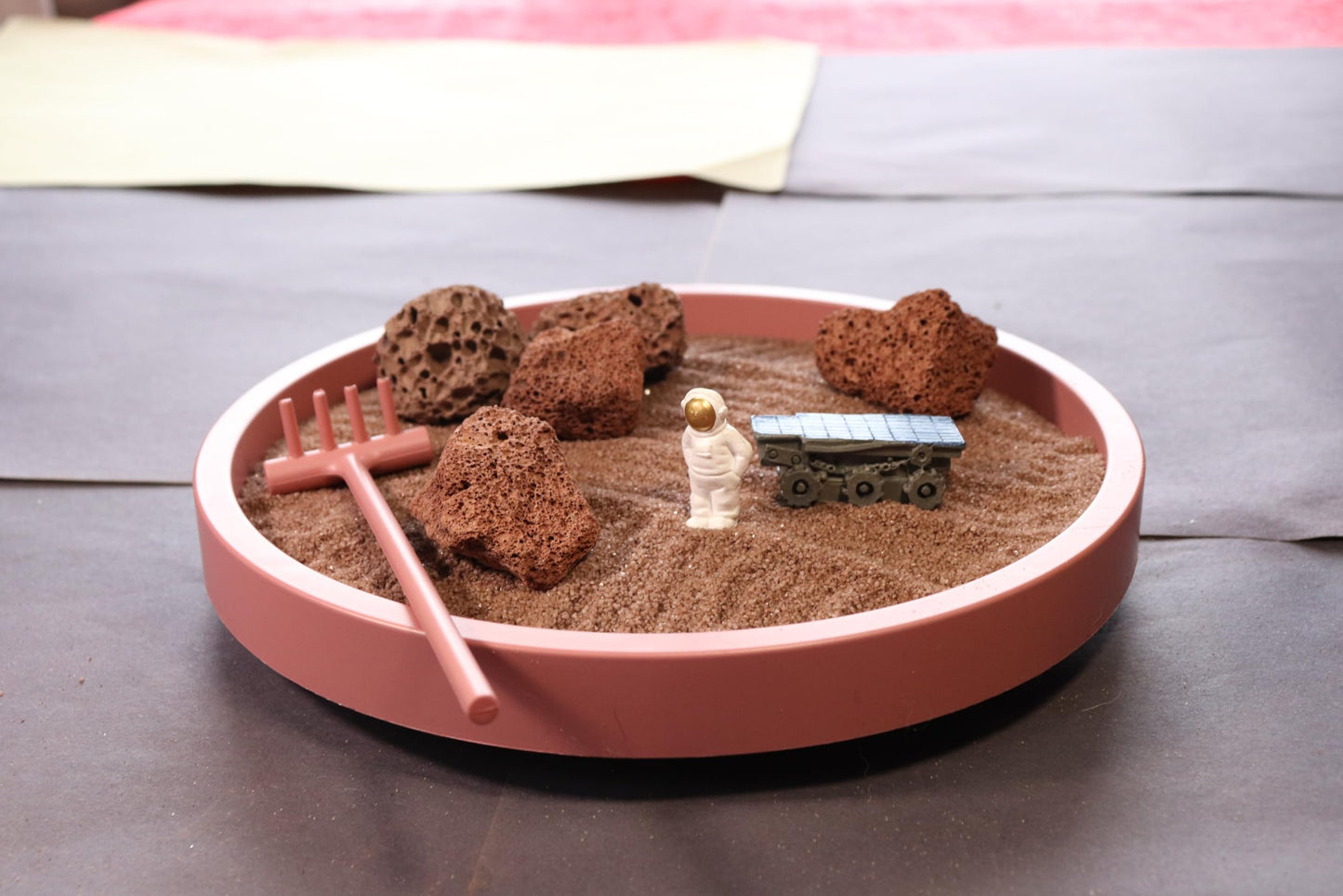 InnoZen Mars Landing Zen Garden Japanese Decor- Zen Sand Garden for Desk- Drift sandscape- Sand Tray Therapy kit- Zen Garden for Desk - Zen Decor - Desktop Zen Garden Tray