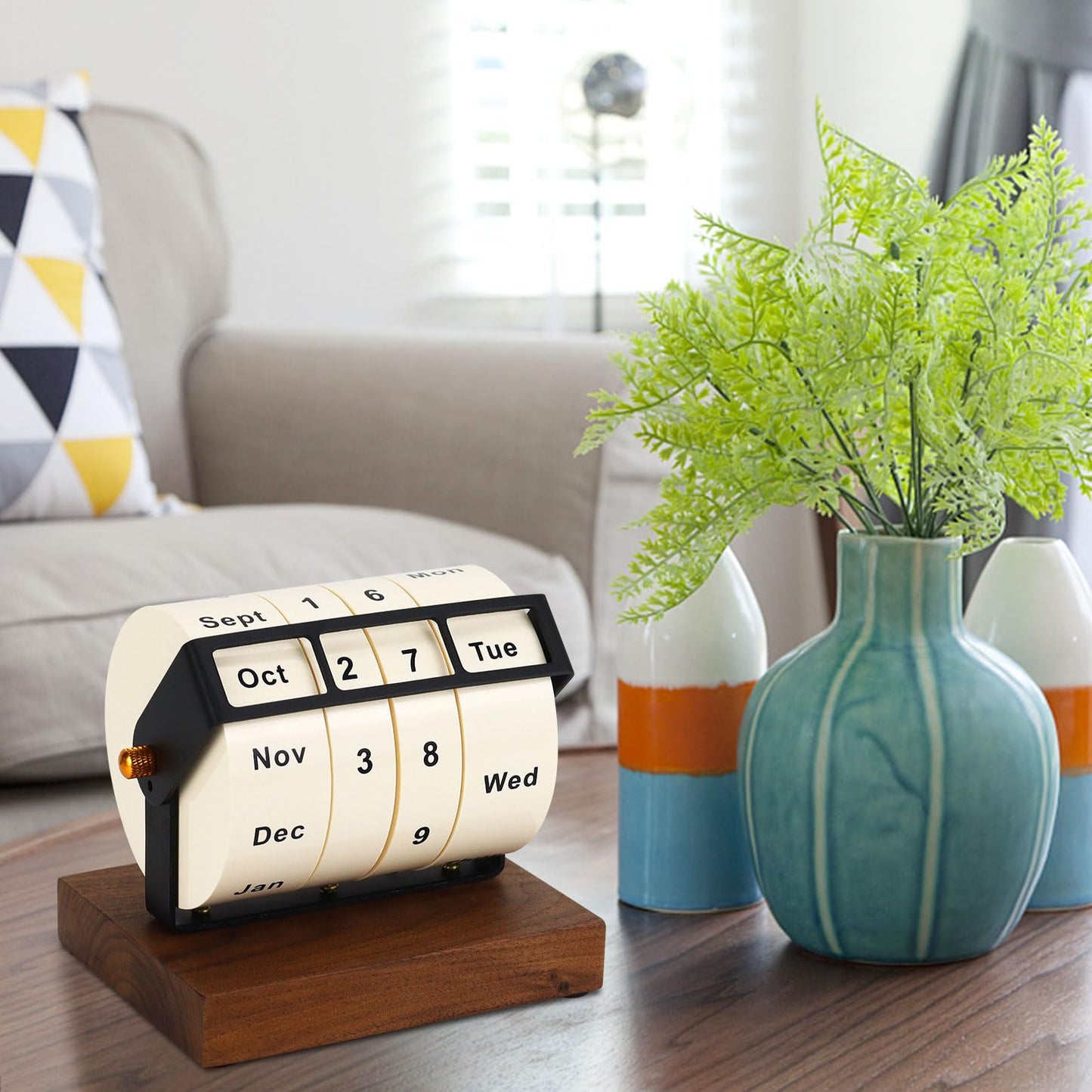 Wooden Perpetual Calendar for Office Desk Decor, Rotary Perpetual Desk Calendar, Countdown Desktop Calendar for Office School (Wood)