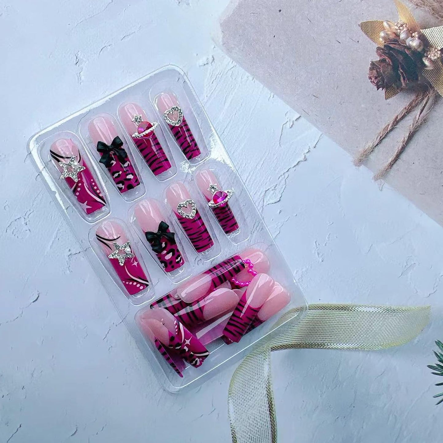 24Pcs Long Press on Nails Sweet Cool Fake Nails with Leopard Pearl Star Heart Planet Bow Charms Acrylic Nails Press ons Cute Design False Nail Art Full Cover Long Coffin Nail Tips Manicure for Women