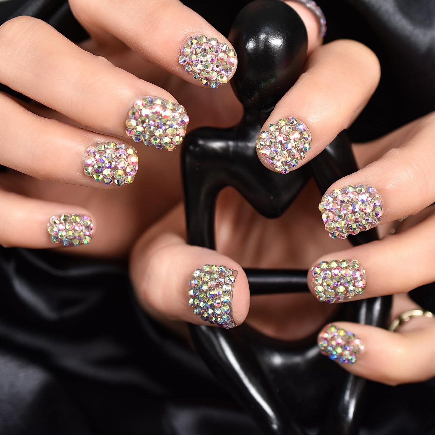 LINSSQ Full Cover 3D Shiny Crystal Press on Nails 24pcs, Short Squoval False Nails, Beauty Manicure Kits Reusable Fake Finger Rhinestones Nail Art Tips for Daily Office Party