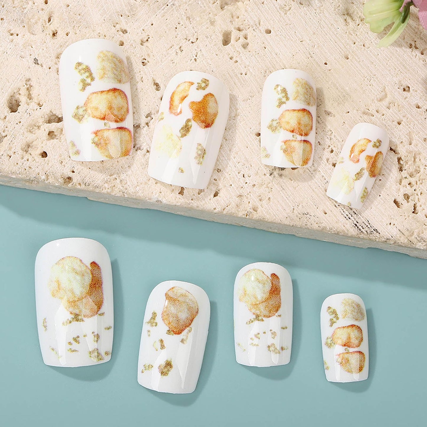 RTKHFZE Press on Nails Medium Square Fake Nails Gold Flowers Leaf False Nails with Gold Foil Designs Artificial Acrylic Nail Glossy Full Cover Glue on Nails Press ons Stick on Nail for Women 24Pcs