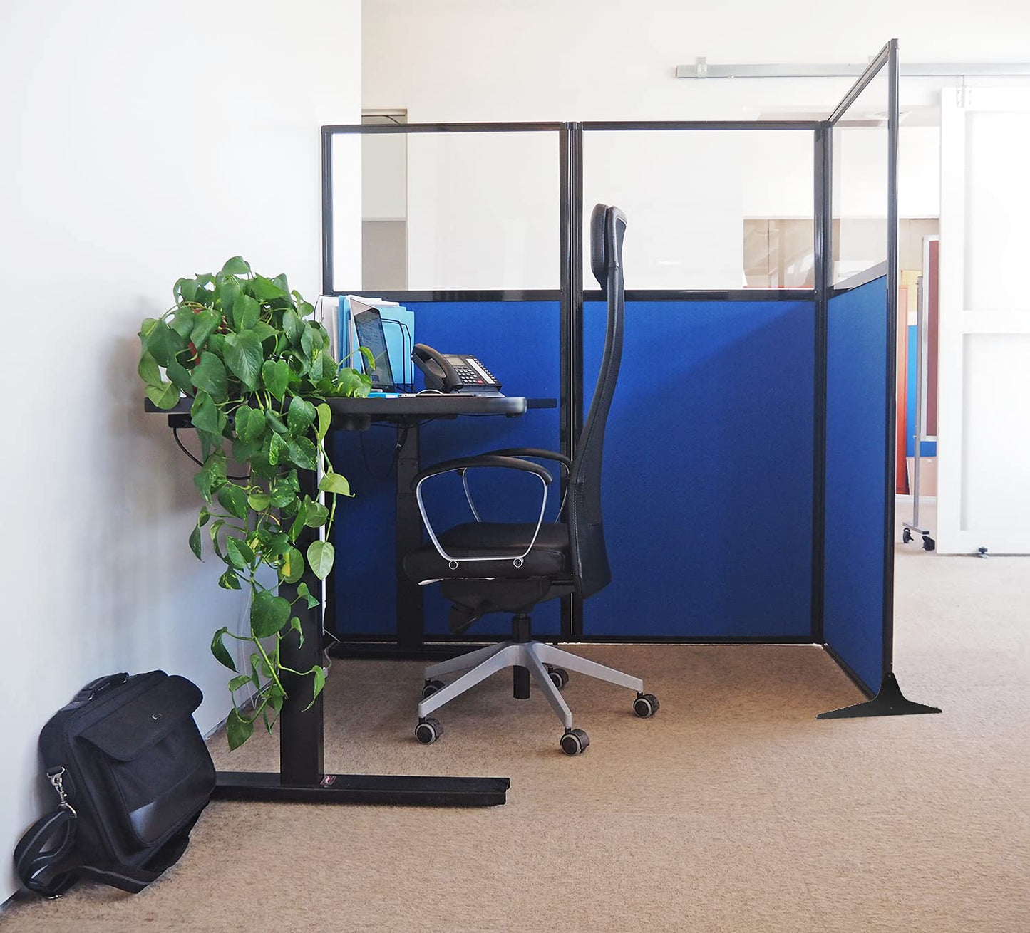 Versare Workstation Partition | Portable Wall Divider | Modern Office Cubicle | Free Standing Privacy Screen | Flexible Work Space | 66" x 70" W/Window, Black Fabric Panels