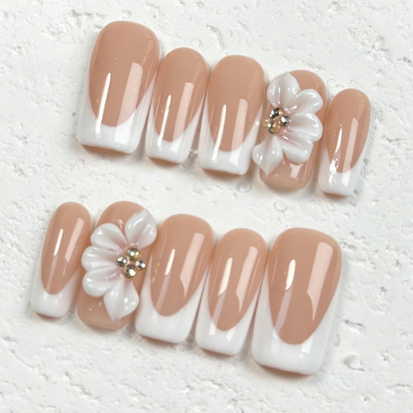 Luxury Press on Nails Medium Square Handmade 3D Unique Reusable ABS Material Fake Nails White French Tip False Nails with Designs Floral Rhinestones Elegant Glossy Glue on Nail Thick Acrylic Nail(S)