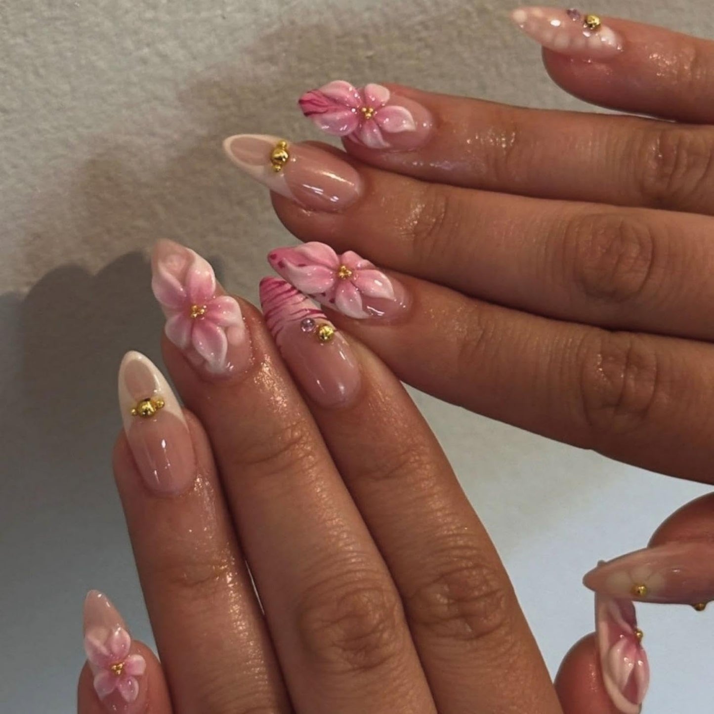 French Tips Press on Nails Medium Almond Fake Nails with 5D Flower Charm Design Glossy Ombre Pink Nails Press on Reusable Rhinestones False Nail Spring Summer Nail for Women Manicure 24Pcs
