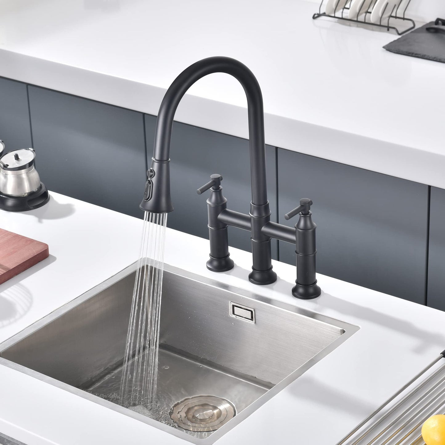 SUMERAIN Bridge Kitchen Faucet with Pull Down Sprayer Matte Black 3 Hole 2 Handle Kitchen Sink Faucet Stainless Steel