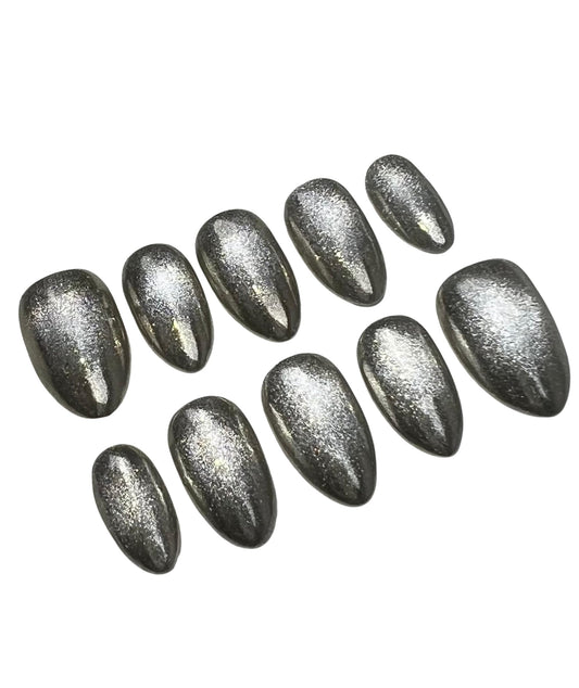 Handmade Short Almond Magnetic Cat Eye Press-On Nails – Chrome Finish (Gold, Ruby Red, or Silver) | Reusable Glossy Gel Look | (Silver Mirror Cat Eye, M Short Almond)