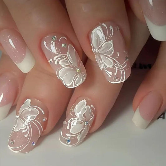 French Tip Press on Nails Medium Square Fake Nails with Rhinestone White Flower Designs Glossy Nails Press ons Nude Full Cover Glue on Nails Summer Acrylic Artificial Stick on Nails for Wommer 24Pcs