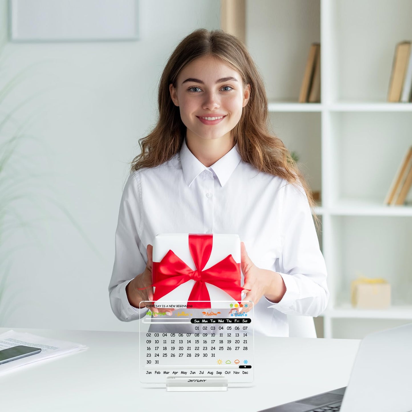 DIFFUNY Acrylic Perpetual Desk Calendar – Cute Modern Office Decor & Office Gifts for Coworkers, Women & Men