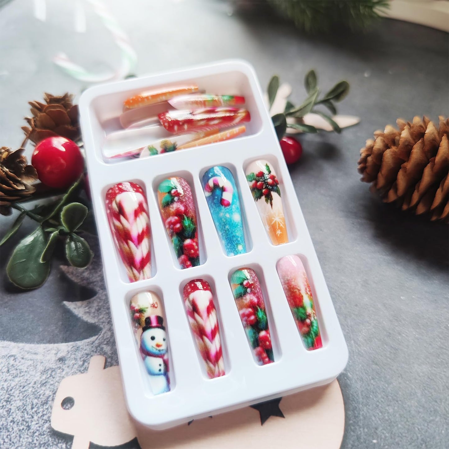 Holly Medium Coffin False Nails Snowman Stick on Fingernails Firework Gel Glue on Nail Christmas Press on Nails 24Pcs Glossy Red Candy Cane Acrylic Fake Nail for Women Xmas Gift