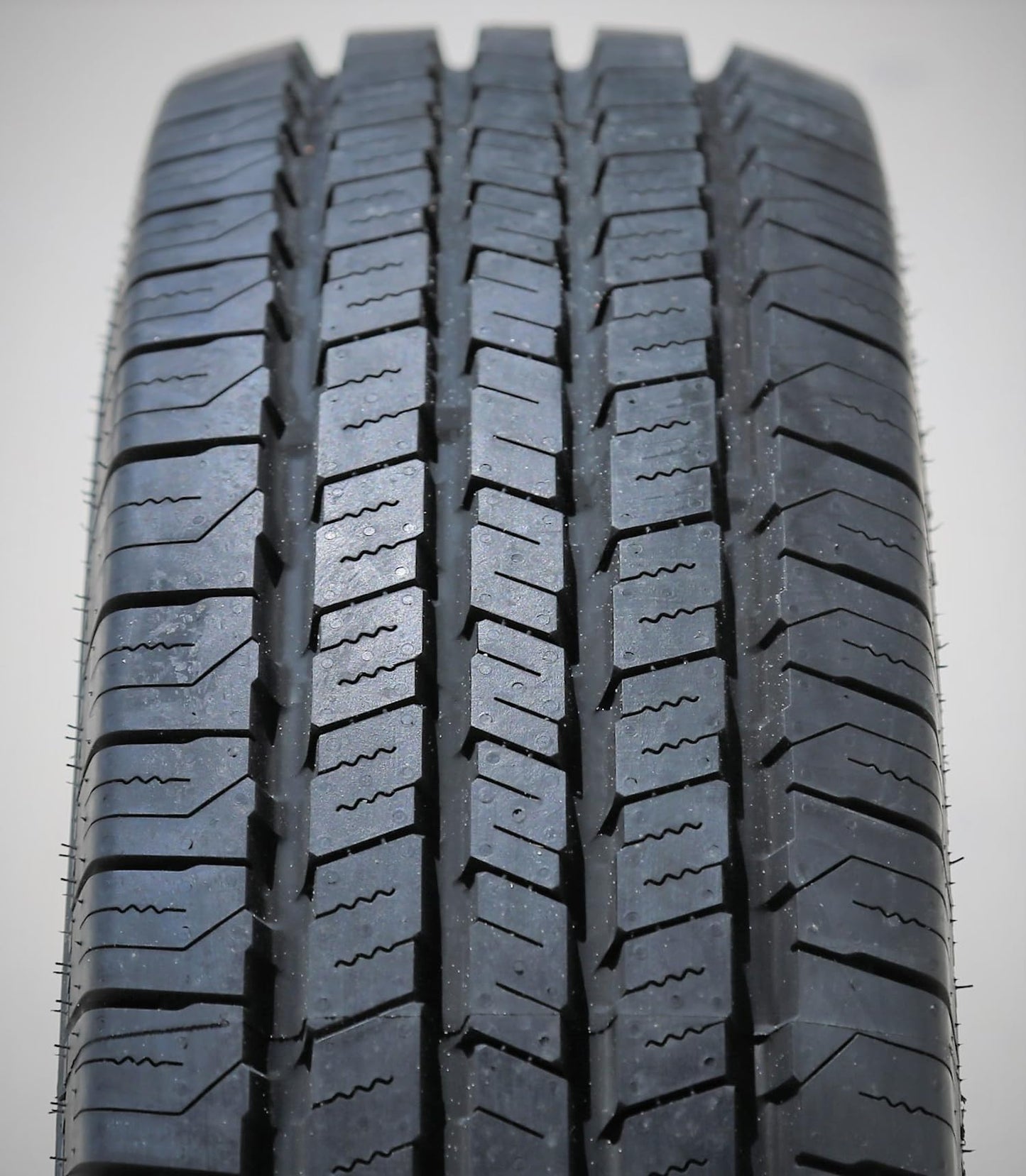 Evoluxx Rotator H/T All-Season Commercial Van Radial Tire-235/65R16 235/65/16 235/65-16 121/119R Load Range E LRE 10-Ply BSW Black Side Wall